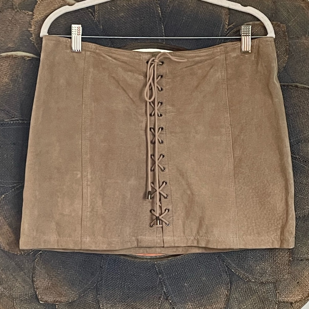 Wilsons Maxima Suede Leather Lace-Up Skirt